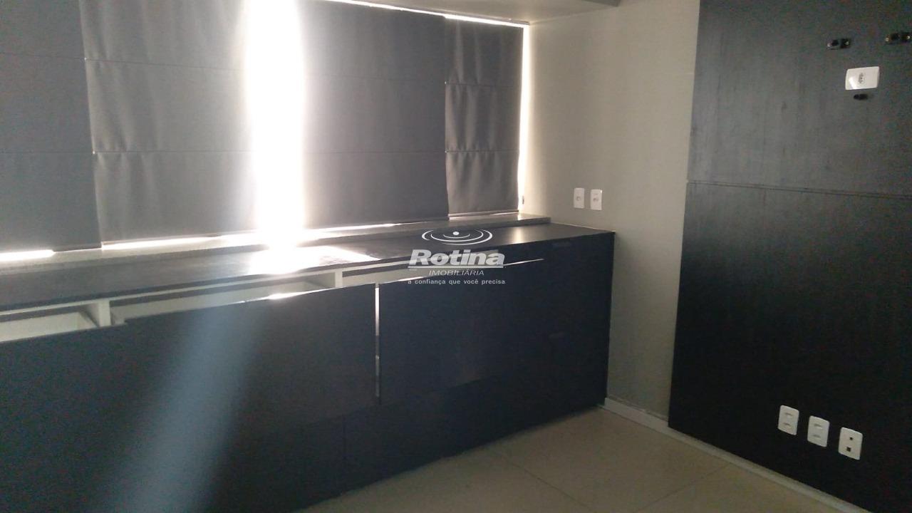 Sala para alugar, em Uberlândia no bairro Brasil no valor de R$ 2.200,00 - Rotina Imobiliária: 