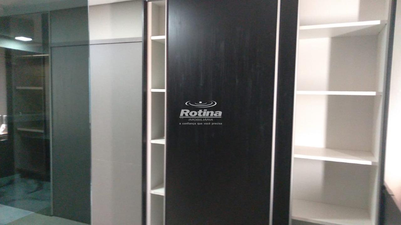 Sala para alugar, em Uberlândia no bairro Brasil no valor de R$ 2.200,00 - Rotina Imobiliária: 