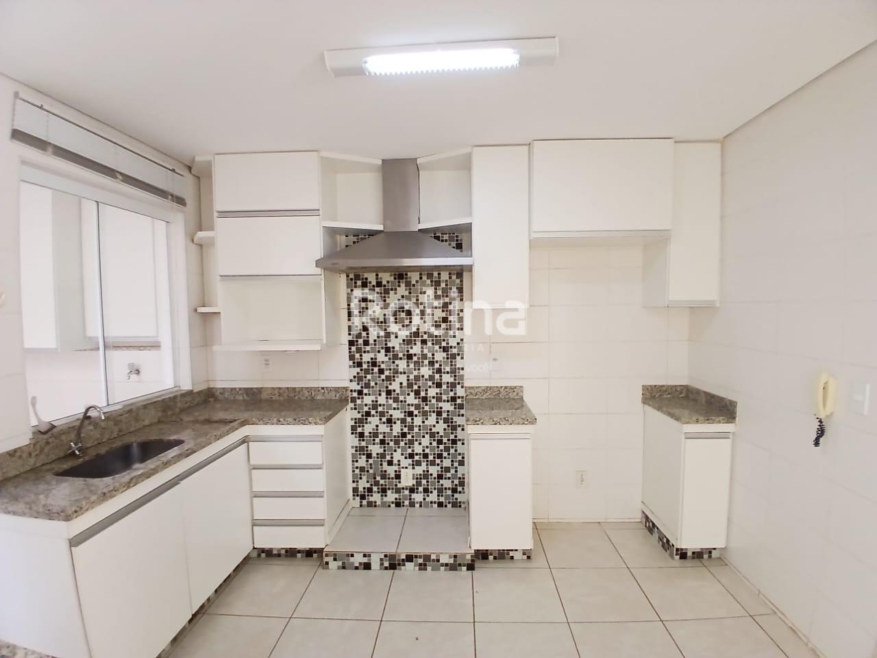 Casa Condomínio Fechado para alugar, 2 quartos em Uberlândia no bairro Saraiva no valor de R$ 1.850,00 - Rotina Imobiliária: 