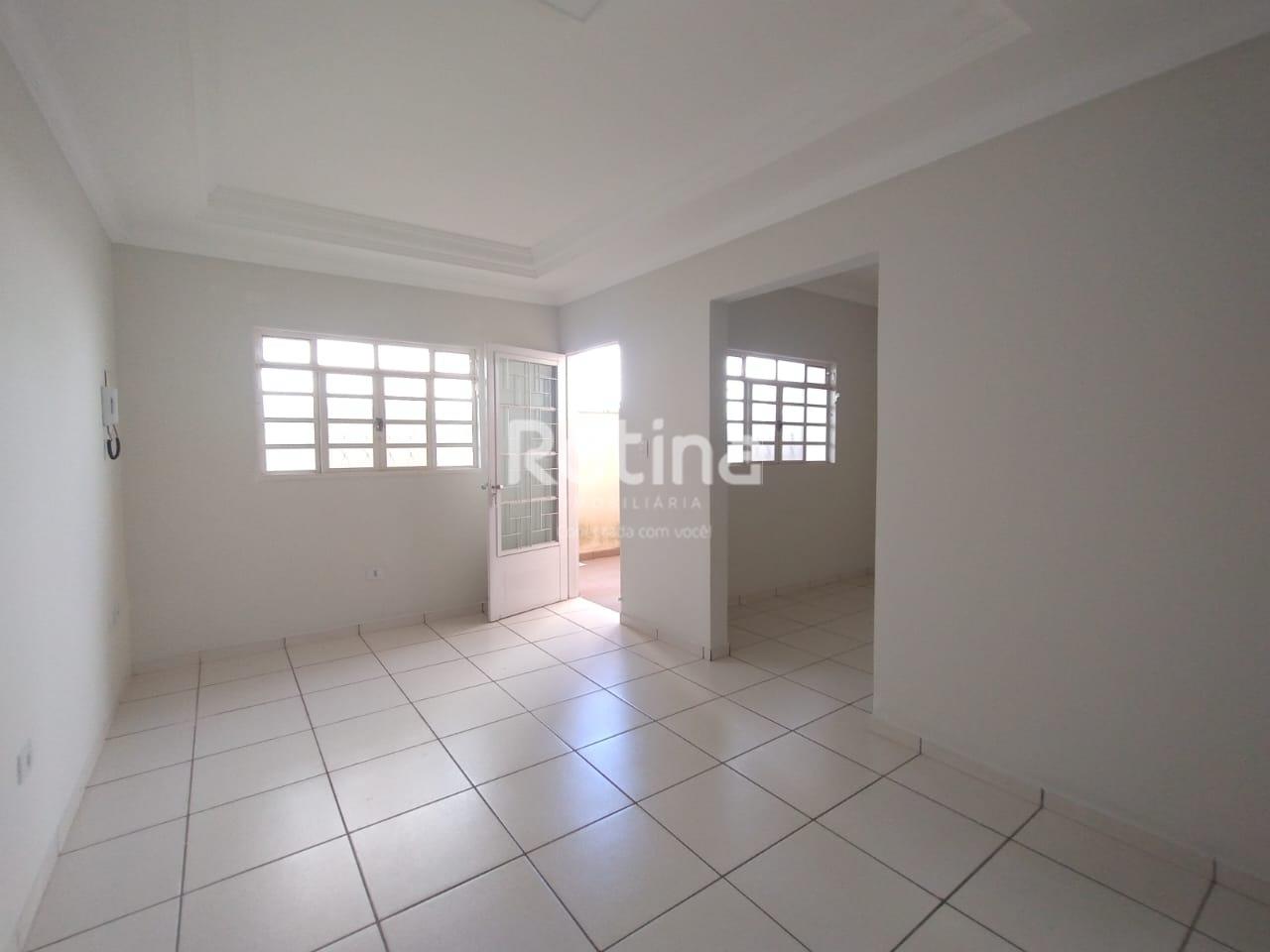 Casa para alugar, 2 quartos em Uberlândia no bairro Copacabana no valor de R$ 2.500,00 - Rotina Imobiliária: 