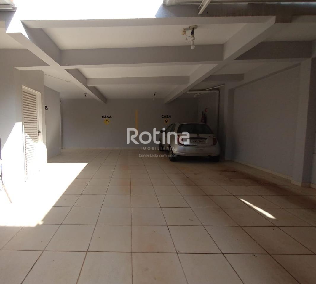 Casa para alugar, 2 quartos em Uberlândia no bairro Copacabana no valor de R$ 2.500,00 - Rotina Imobiliária: 