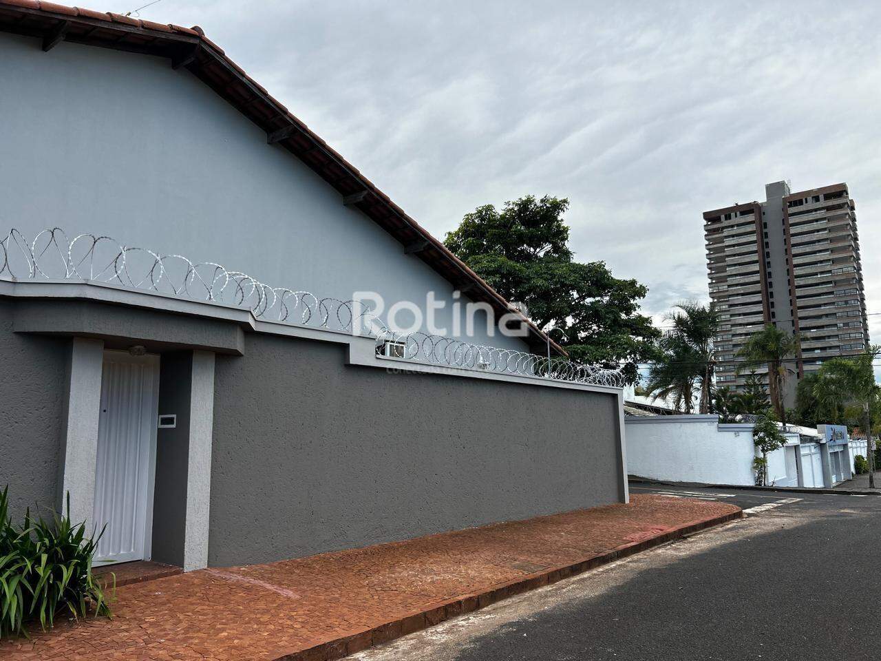 Casa para alugar, 3 quartos em Uberlândia no bairro Morada da Colina no valor de R$ 6.500,00 - Rotina Imobiliária: 