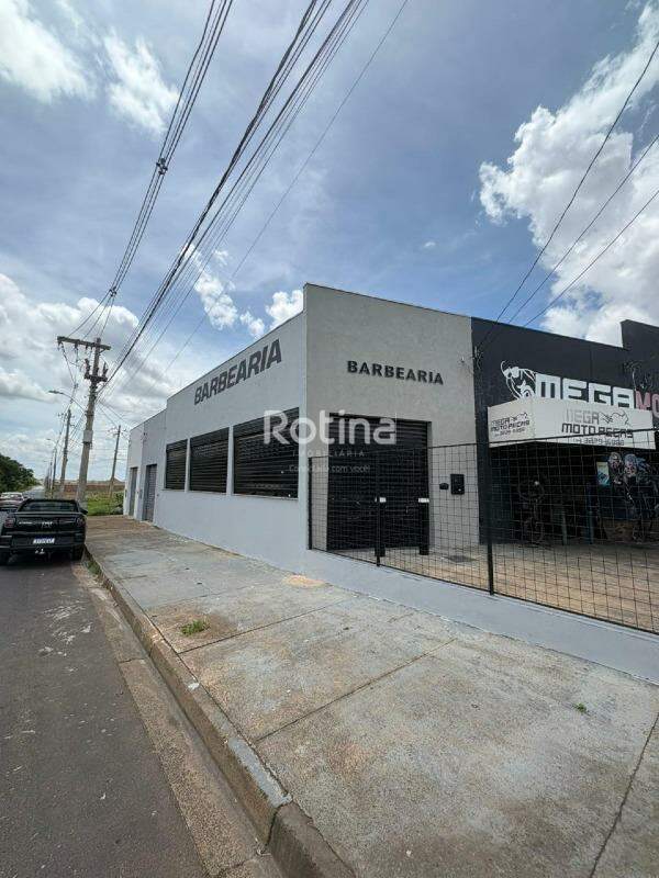 Loja para alugar, em Uberlândia no bairro Loteamento Monte Hebron no valor de R$ 2.700,00 - Rotina Imobiliária: 