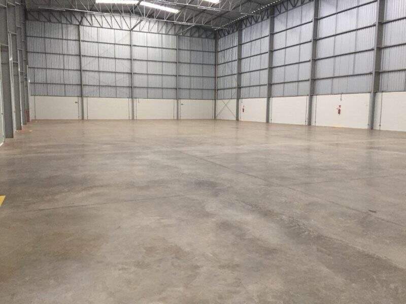 Galpão para alugar, em Uberlândia no bairro Distrito Industrial no valor de R$ 22.000,00 - Rotina Imobiliária: 