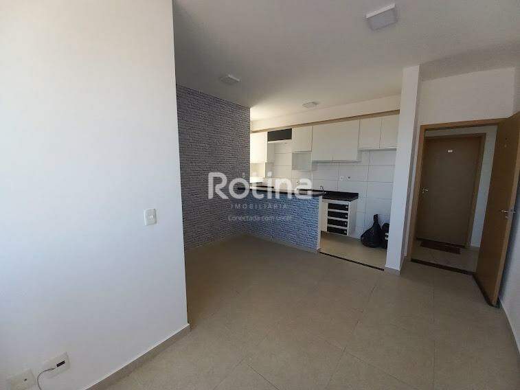 Apartamento para alugar, 2 quartos em Uberlândia no bairro Aclimação no valor de R$ 1.500,00 - Rotina Imobiliária: 