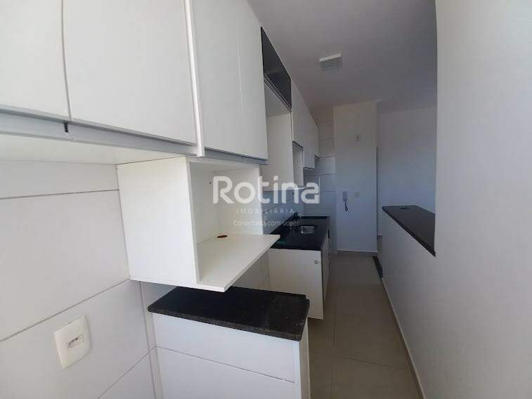 Apartamento para alugar, 2 quartos em Uberlândia no bairro Aclimação no valor de R$ 1.500,00 - Rotina Imobiliária: 