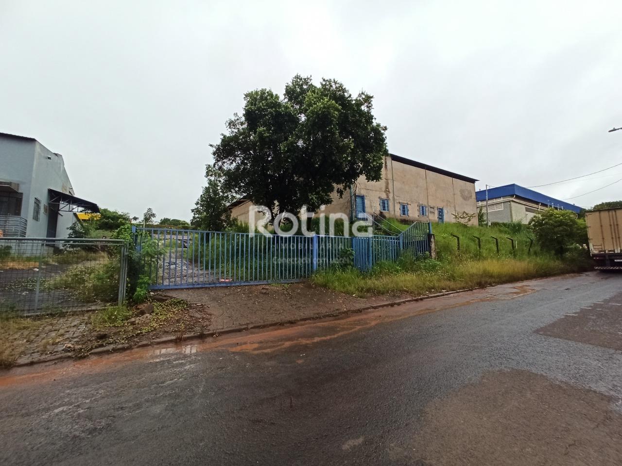 Galpão para alugar, em Uberlândia no bairro Distrito Industrial no valor de R$ 13.000,00 - Rotina Imobiliária: 