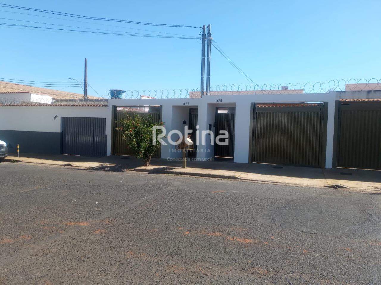 Casa para alugar, 3 quartos em Uberlândia no bairro Brasil no valor de R$ 1.500,00 - Rotina Imobiliária: 