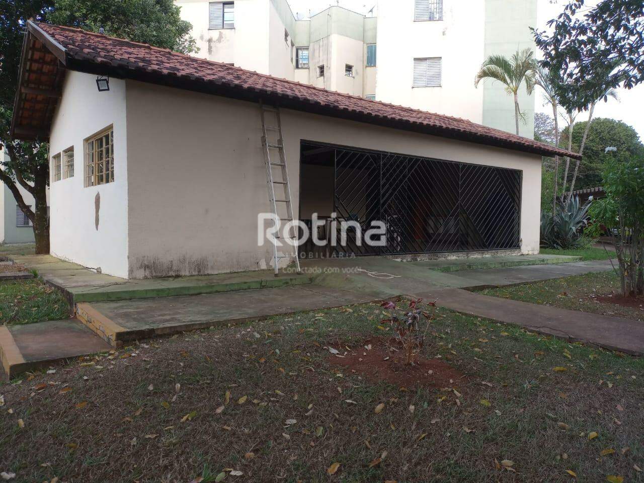 Apartamento para alugar, 3 quartos em Uberlândia no bairro Alto Umuarama no valor de R$ 1.800,00 - Rotina Imobiliária: 