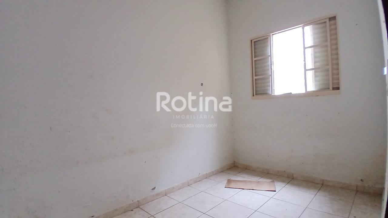 Casa para alugar, 2 quartos em Uberlândia no bairro Pampulha no valor de R$ 1.000,00 - Rotina Imobiliária: 