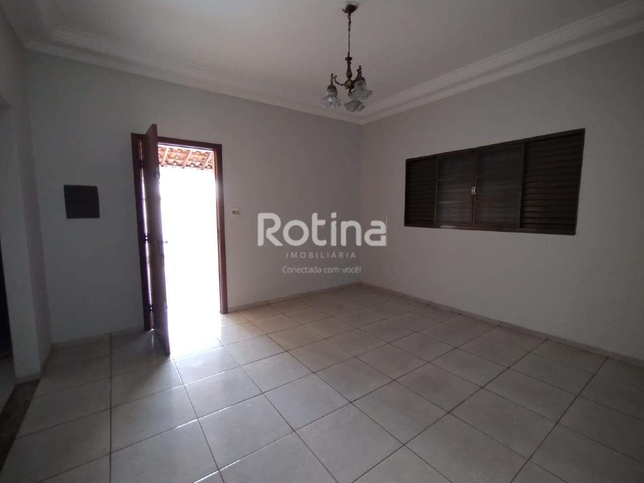Casa para alugar, 4 quartos em Uberlândia no bairro Presidente Roosevelt no valor de R$ 3.500,00 - Rotina Imobiliária: 