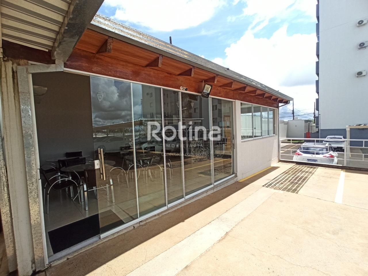 Apartamento para alugar, 3 quartos em Uberlândia no bairro Umuarama no valor de R$ 2.300,00 - Rotina Imobiliária: 