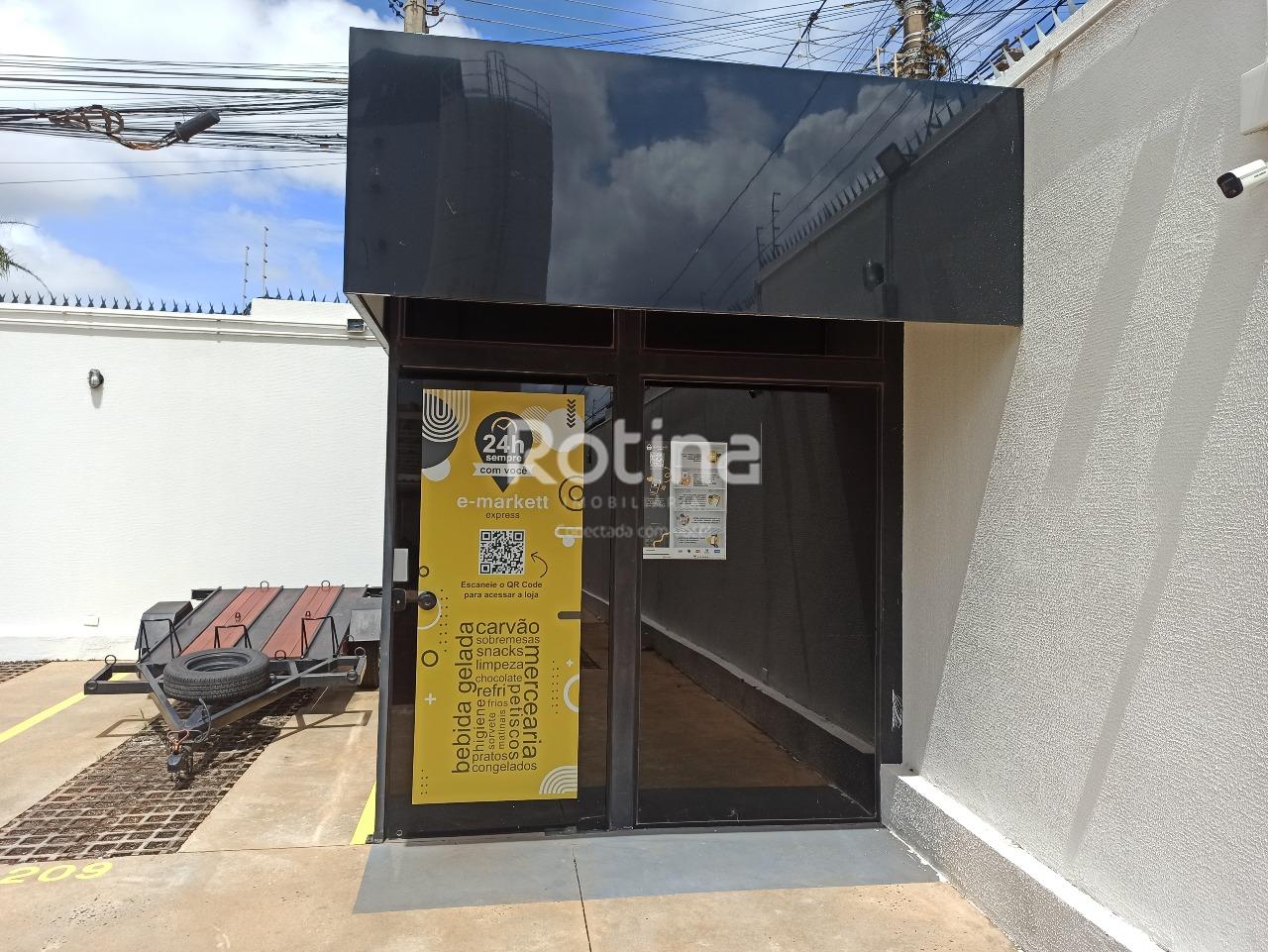 Apartamento para alugar, 3 quartos em Uberlândia no bairro Umuarama no valor de R$ 2.300,00 - Rotina Imobiliária: 