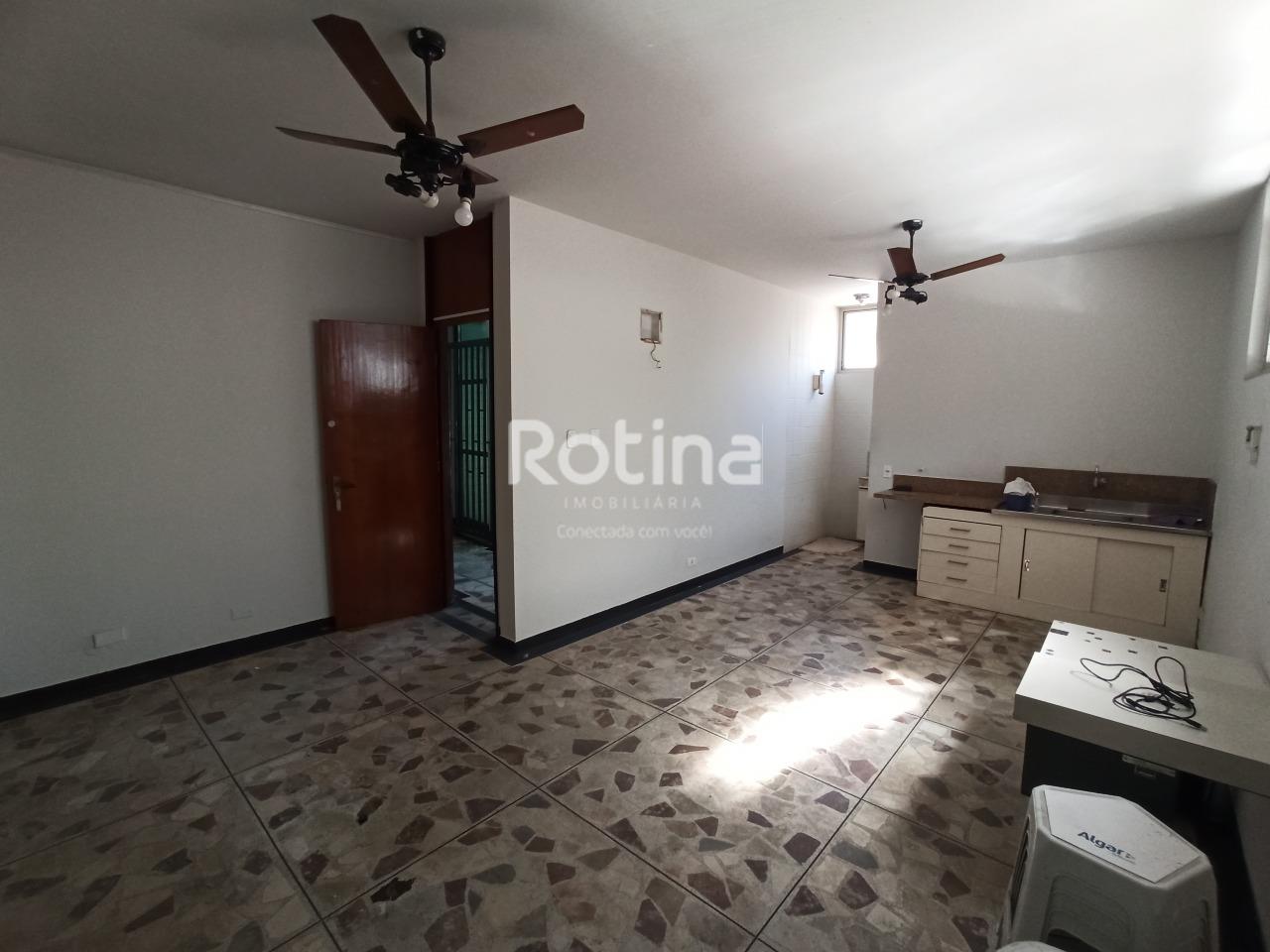 Sala para alugar, em Uberlândia no bairro Martins no valor de R$ 3.500,00 - Rotina Imobiliária: 