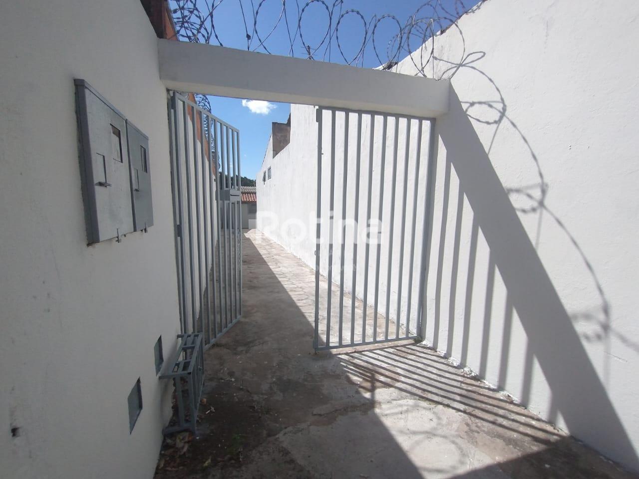 Casa para alugar, 4 quartos em Uberlândia no bairro Jaraguá no valor de R$ 1.350,00 - Rotina Imobiliária: 