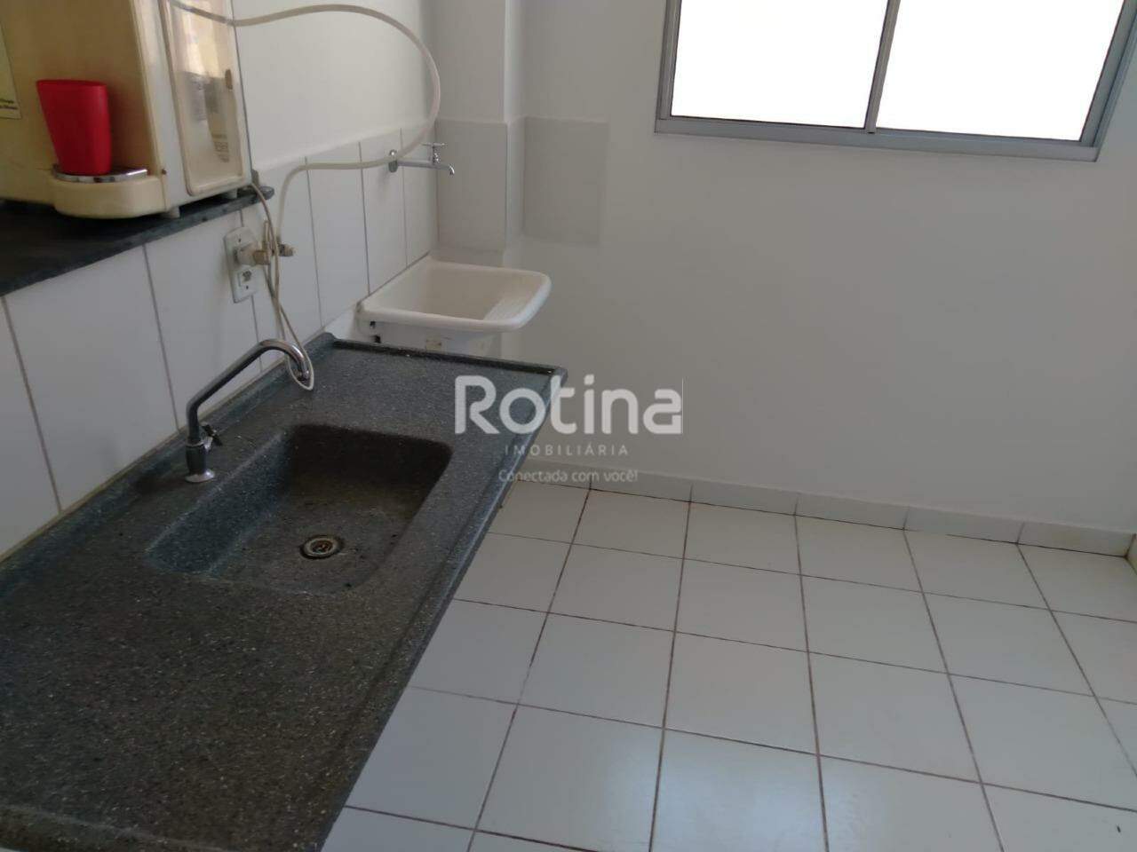 Apartamento para alugar, 2 quartos em Uberlândia no bairro Shopping Park no valor de R$ 900,00 - Rotina Imobiliária: 