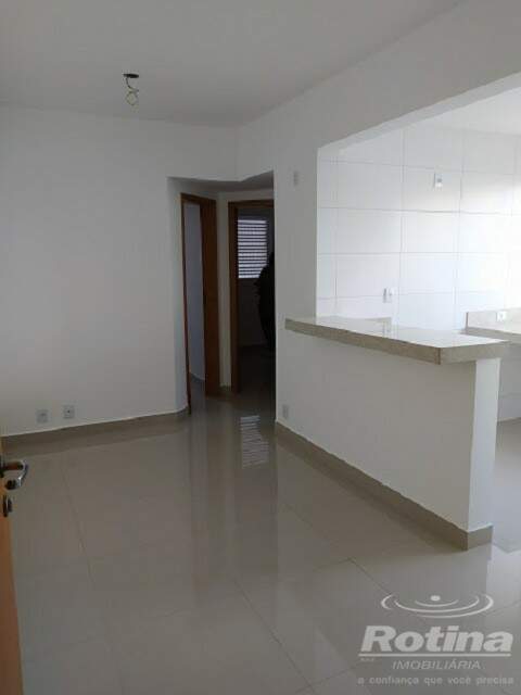 Apartamento para alugar, 2 quartos em Uberlândia no bairro Santa Mônica no valor de R$ 1.450,00 - Rotina Imobiliária: 0534893a.jpg