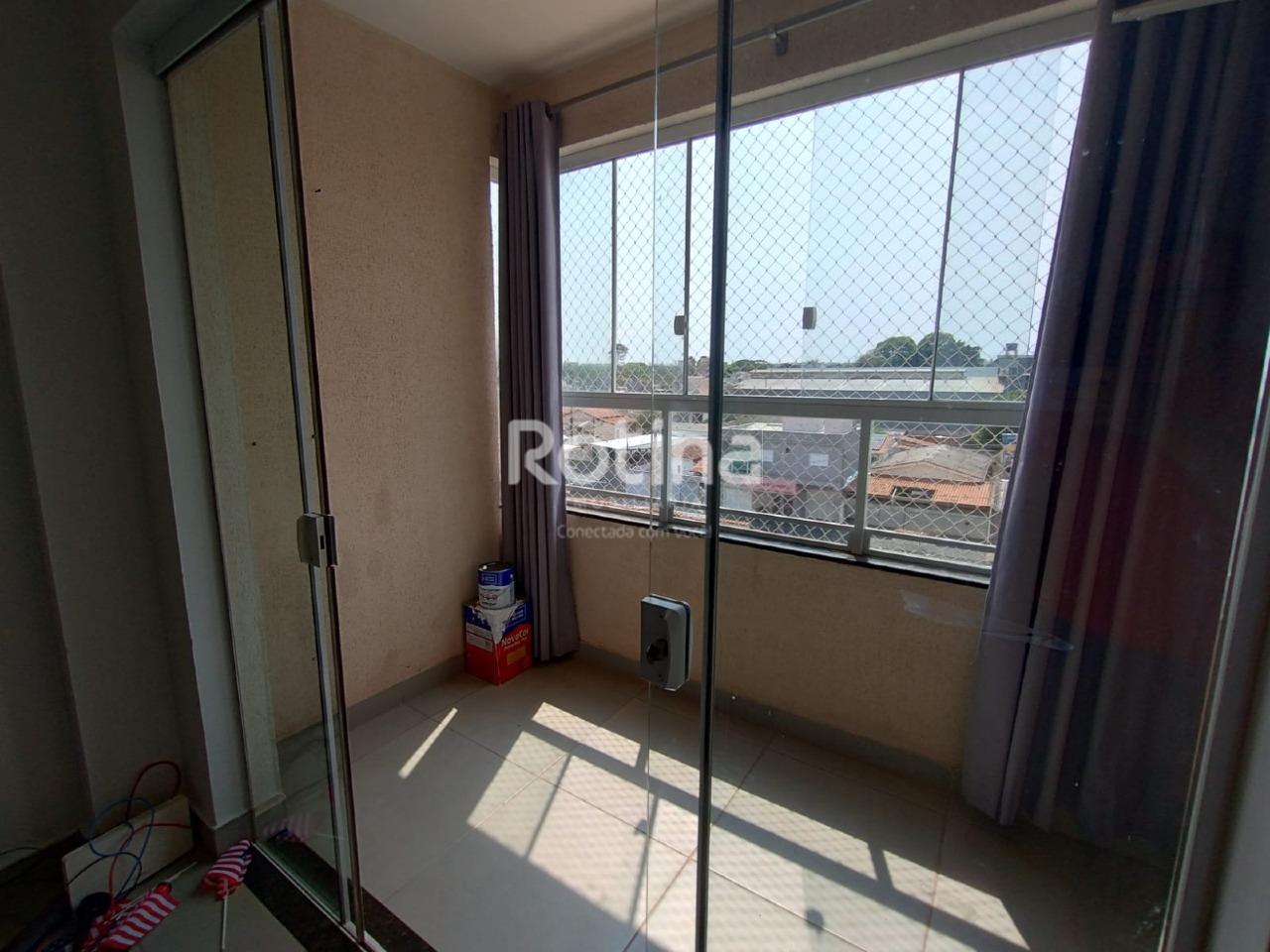 Apartamento para alugar, 3 quartos em Uberlândia no bairro Presidente Roosevelt no valor de R$ 2.600,00 - Rotina Imobiliária: 