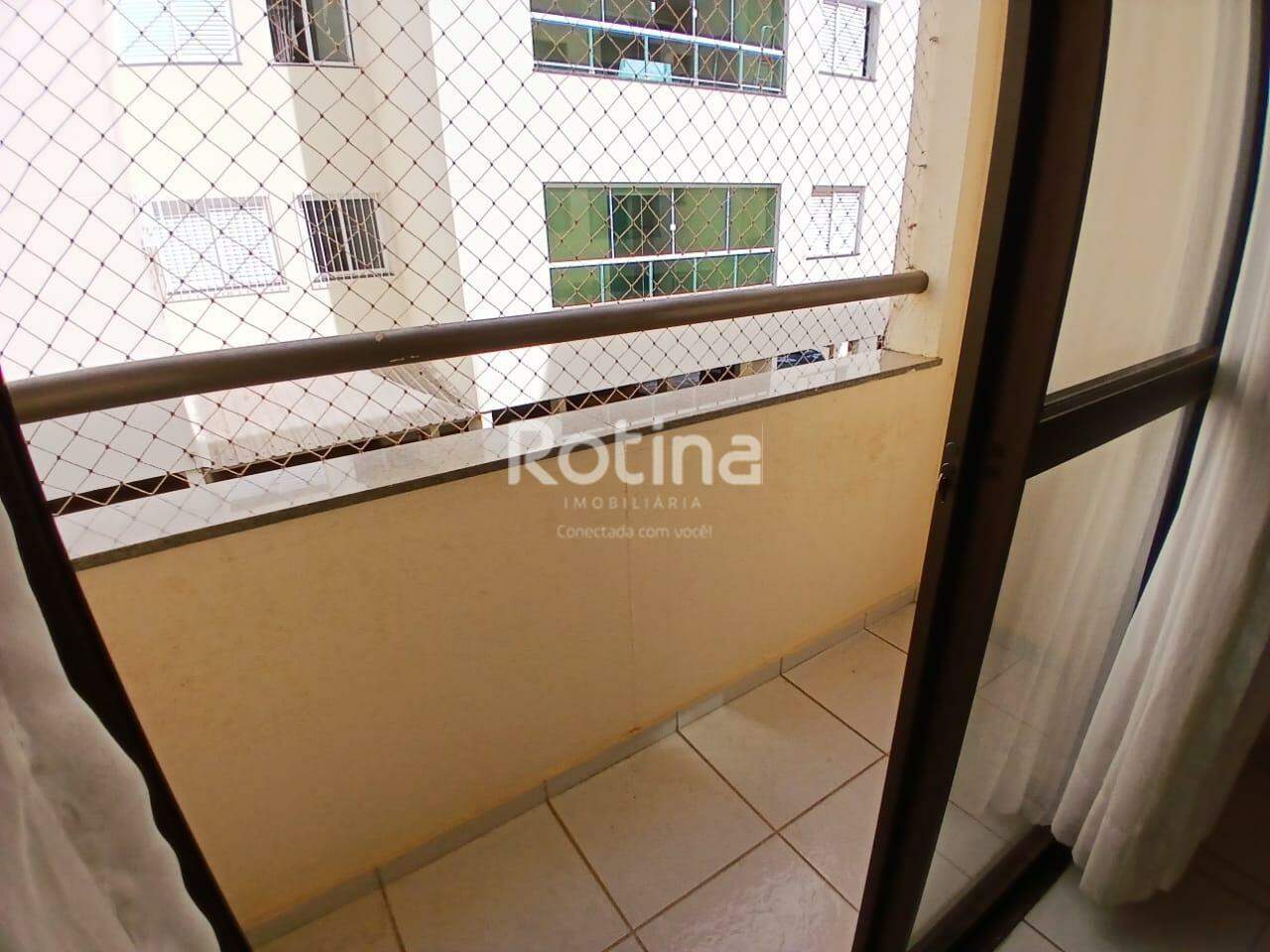 Apartamento para alugar, 2 quartos em Uberlândia no bairro Santa Mônica no valor de R$ 1.400,00 - Rotina Imobiliária: 