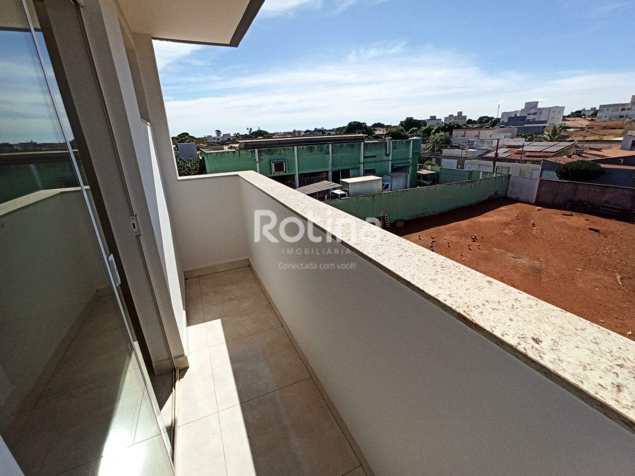 Apartamento para alugar, 2 quartos em Uberlândia no bairro Presidente Roosevelt no valor de R$ 2.100,00 - Rotina Imobiliária: 