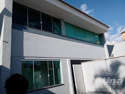 Casa para alugar, 3 quartos em Uberlândia no bairro Tabajaras no valor de R$ 5.000,00 - Rotina Imobiliária: 0535228a.jpg