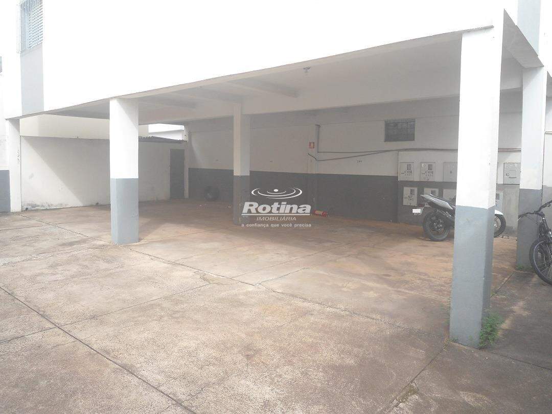 Apartamento para alugar, 3 quartos em Uberlândia no bairro Brasil no valor de R$ 1.500,00 - Rotina Imobiliária: 