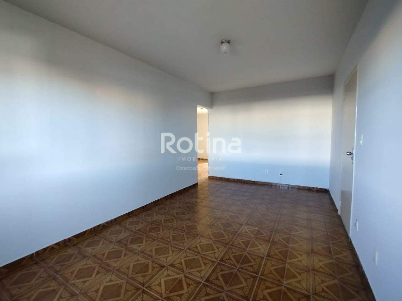 Apartamento para alugar, 3 quartos em Uberlândia no bairro Brasil no valor de R$ 1.500,00 - Rotina Imobiliária: 