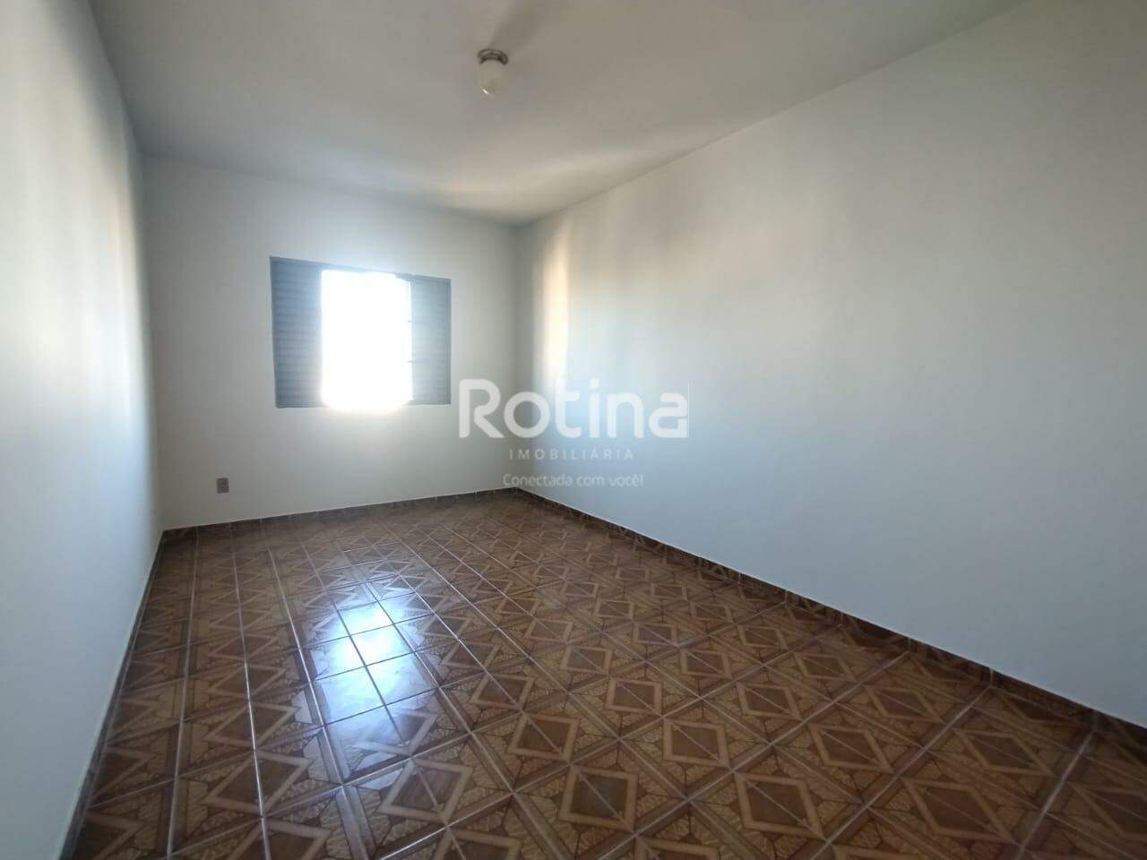 Apartamento para alugar, 3 quartos em Uberlândia no bairro Brasil no valor de R$ 1.600,00 - Rotina Imobiliária: 
