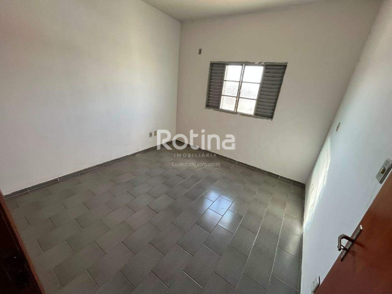Apartamento para alugar, 3 quartos em Uberlândia no bairro Santa Mônica no valor de R$ 1.700,00 - Rotina Imobiliária: 