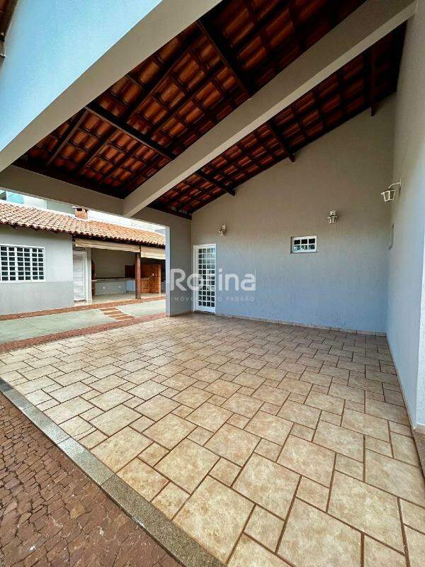 Casa à venda, 3 quartos em Uberlândia no bairro Morada da Colina no valor de R$ 1.150.000,00 - Rotina Imobiliária: 