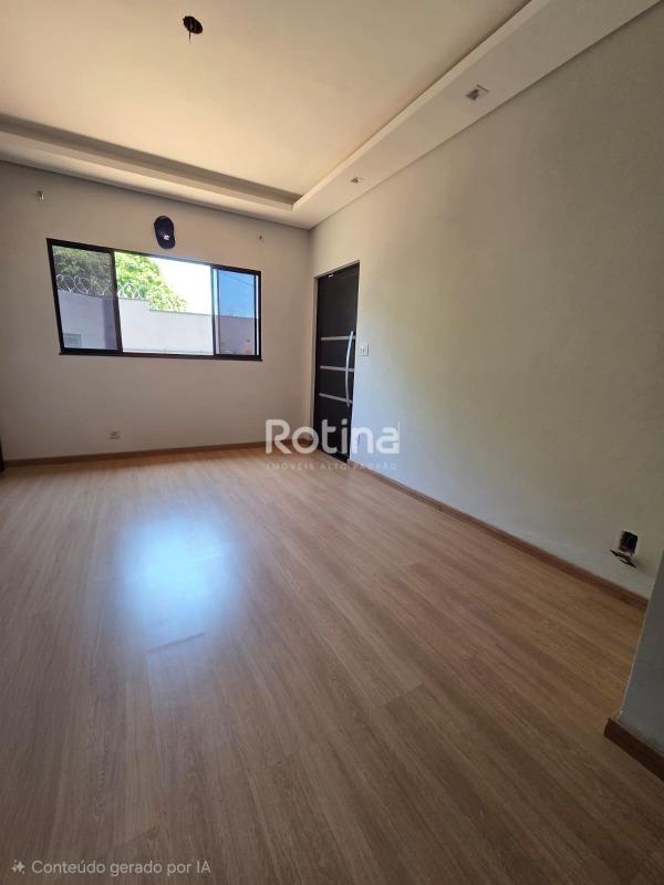 Casa à venda, 3 quartos em Uberlândia no bairro Cidade Jardim no valor de R$ 690.000,00 - Rotina Imobiliária: 