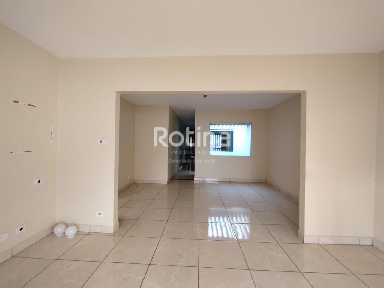 Casa para alugar, 3 quartos em Uberlândia no bairro Brasil no valor de R$ 4.000,00 - Rotina Imobiliária: 