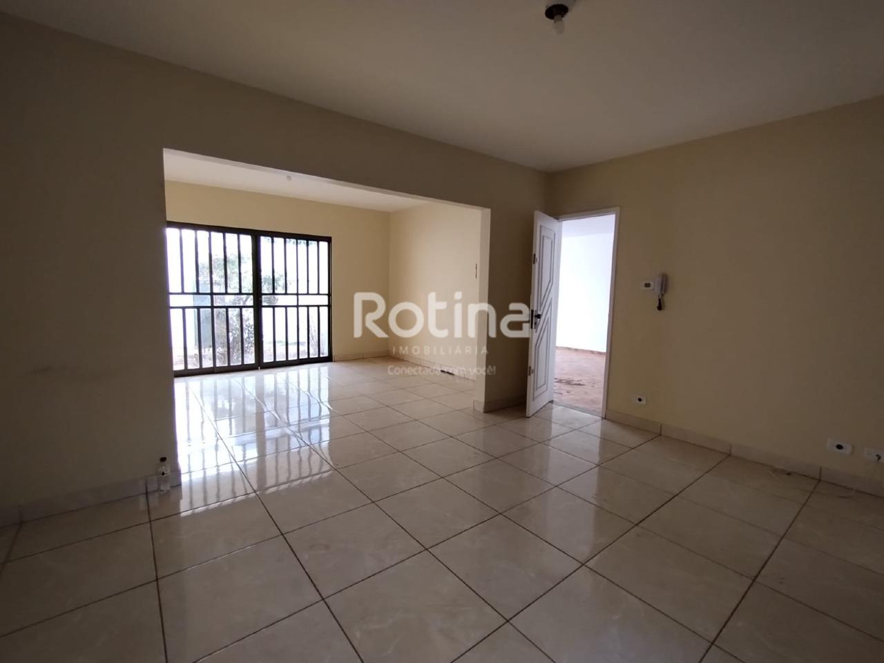 Casa para alugar, 3 quartos em Uberlândia no bairro Brasil no valor de R$ 4.000,00 - Rotina Imobiliária: 