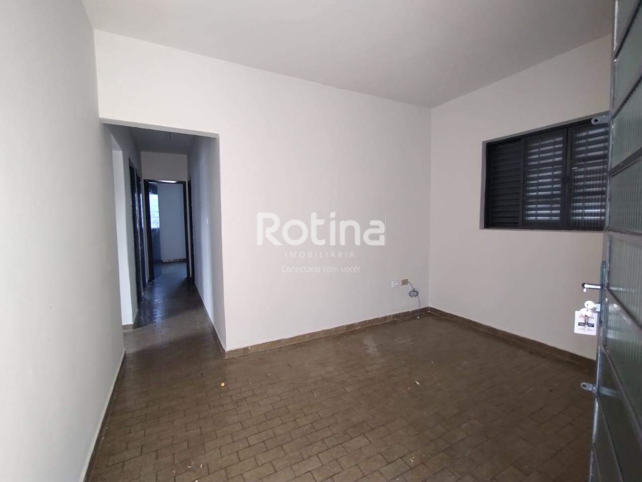 Casa para alugar, 3 quartos em Uberlândia no bairro Brasil no valor de R$ 1.300,00 - Rotina Imobiliária: 