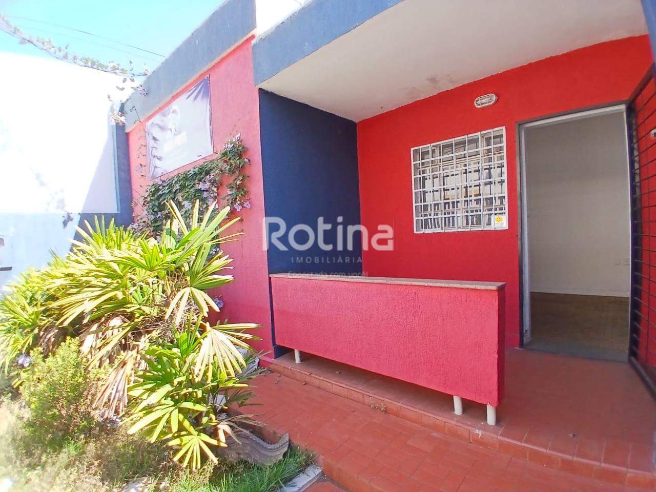 Casa Comercial para alugar, 2 quartos em Uberlândia no bairro Nossa Senhora Aparecida no valor de R$ 1.800,00 - Rotina Imobiliária: 