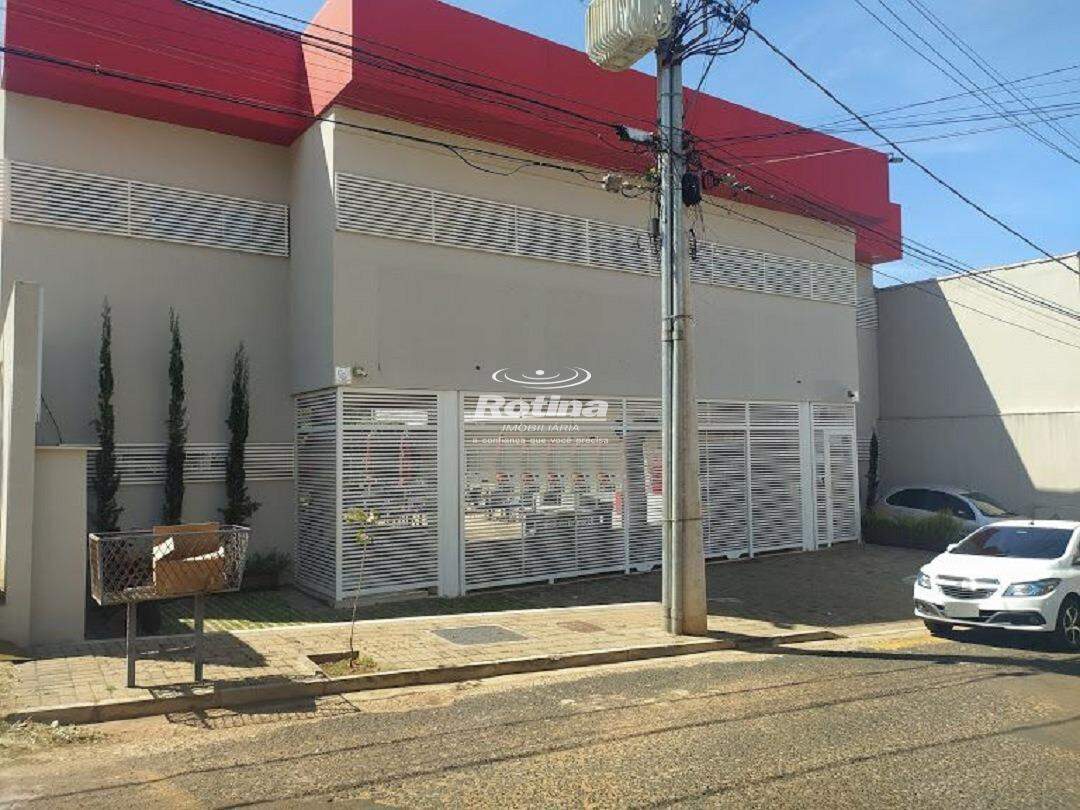 Sala para alugar, em Uberlândia no bairro Brasil no valor de R$ 1.350,00 - Rotina Imobiliária: 