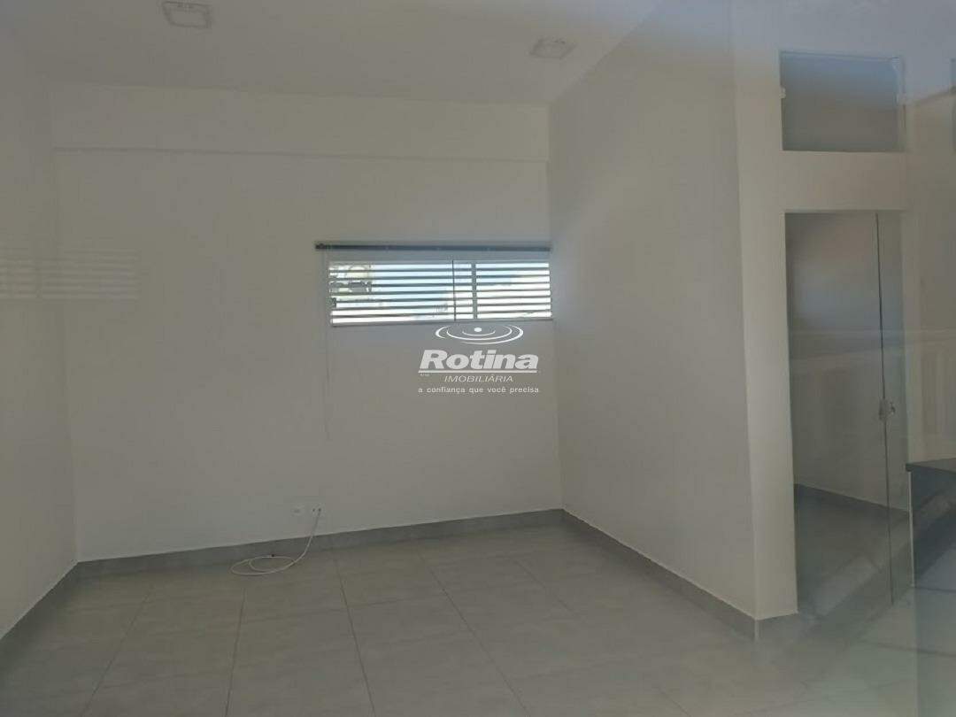 Sala para alugar, em Uberlândia no bairro Brasil no valor de R$ 1.350,00 - Rotina Imobiliária: 
