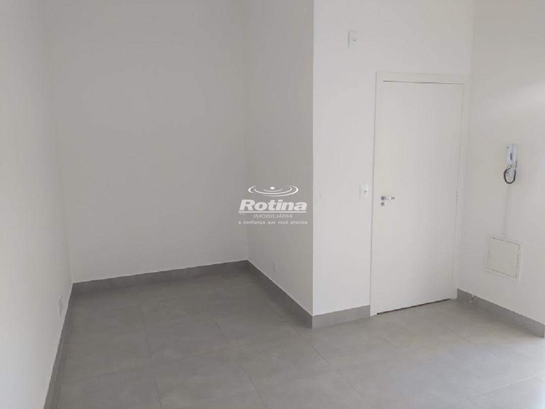 Sala para alugar, em Uberlândia no bairro Brasil no valor de R$ 1.350,00 - Rotina Imobiliária: 
