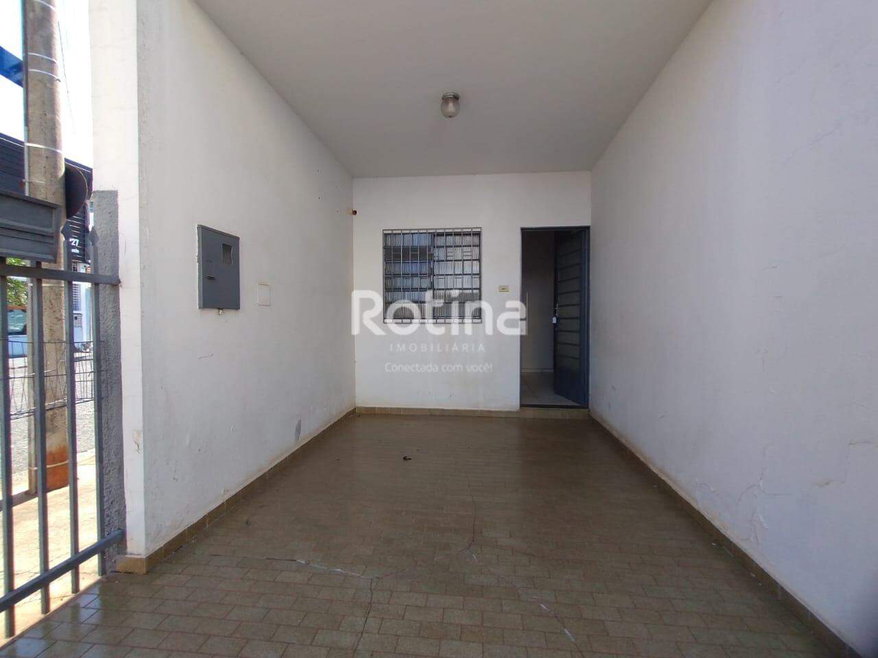 Casa para alugar, 3 quartos em Uberlândia no bairro Brasil no valor de R$ 1.450,00 - Rotina Imobiliária: 