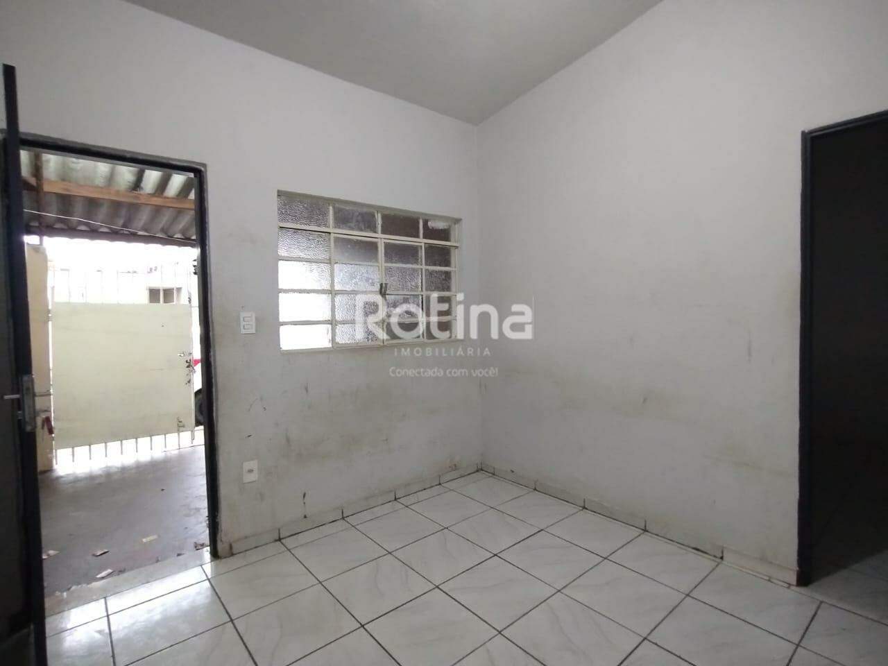Casa para alugar, 2 quartos em Uberlândia no bairro Nossa Senhora Aparecida no valor de R$ 1.200,00 - Rotina Imobiliária: 