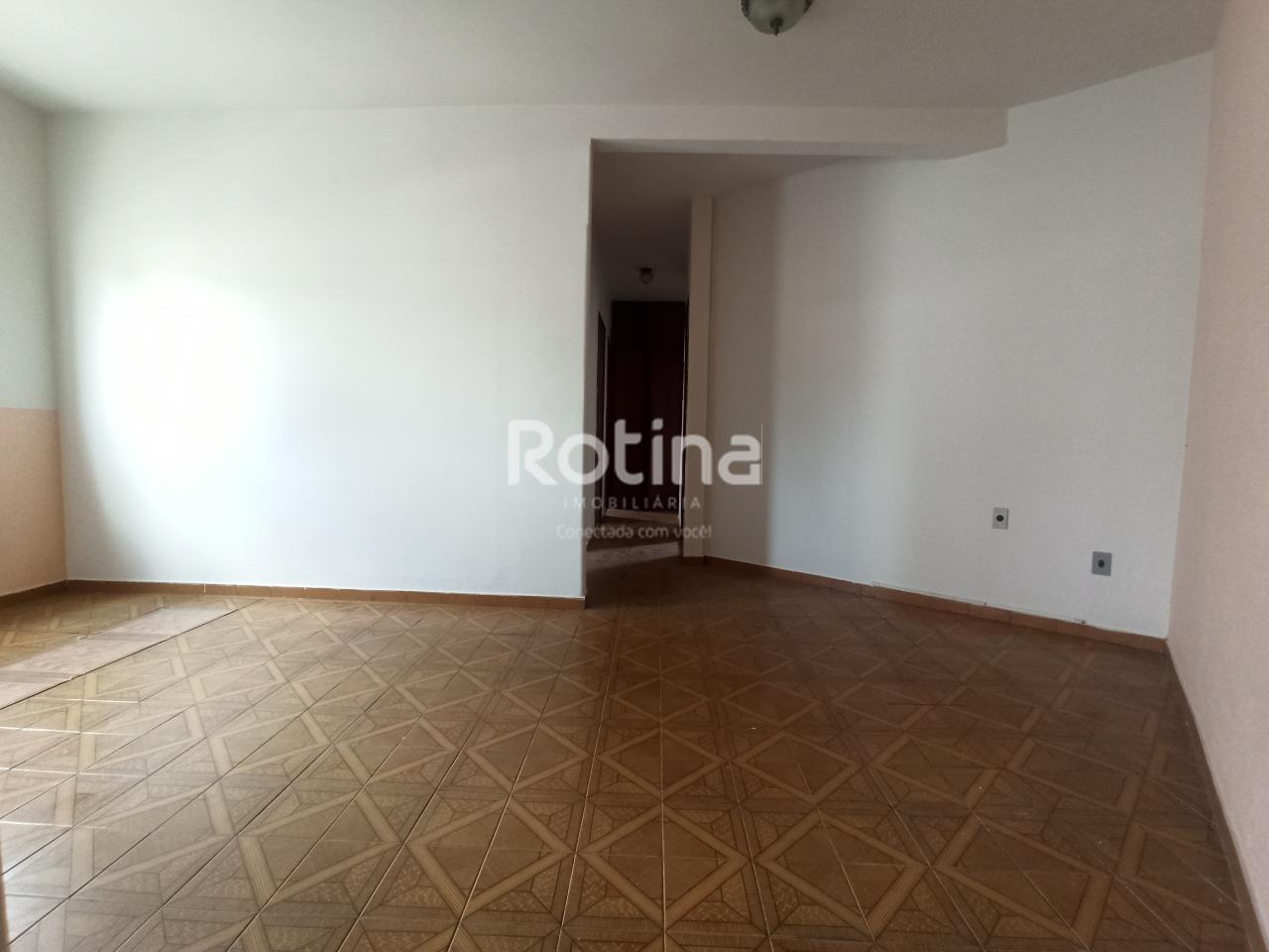 Apartamento para alugar, 3 quartos em Uberlândia no bairro Cazeca no valor de R$ 1.700,00 - Rotina Imobiliária: 