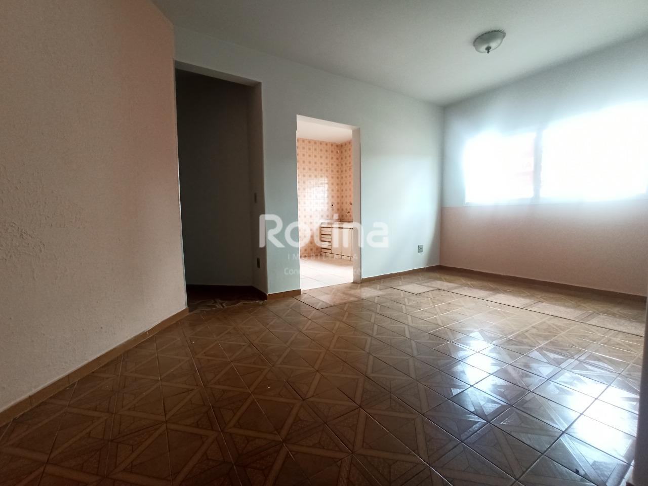 Apartamento para alugar, 3 quartos em Uberlândia no bairro Cazeca no valor de R$ 1.700,00 - Rotina Imobiliária: 