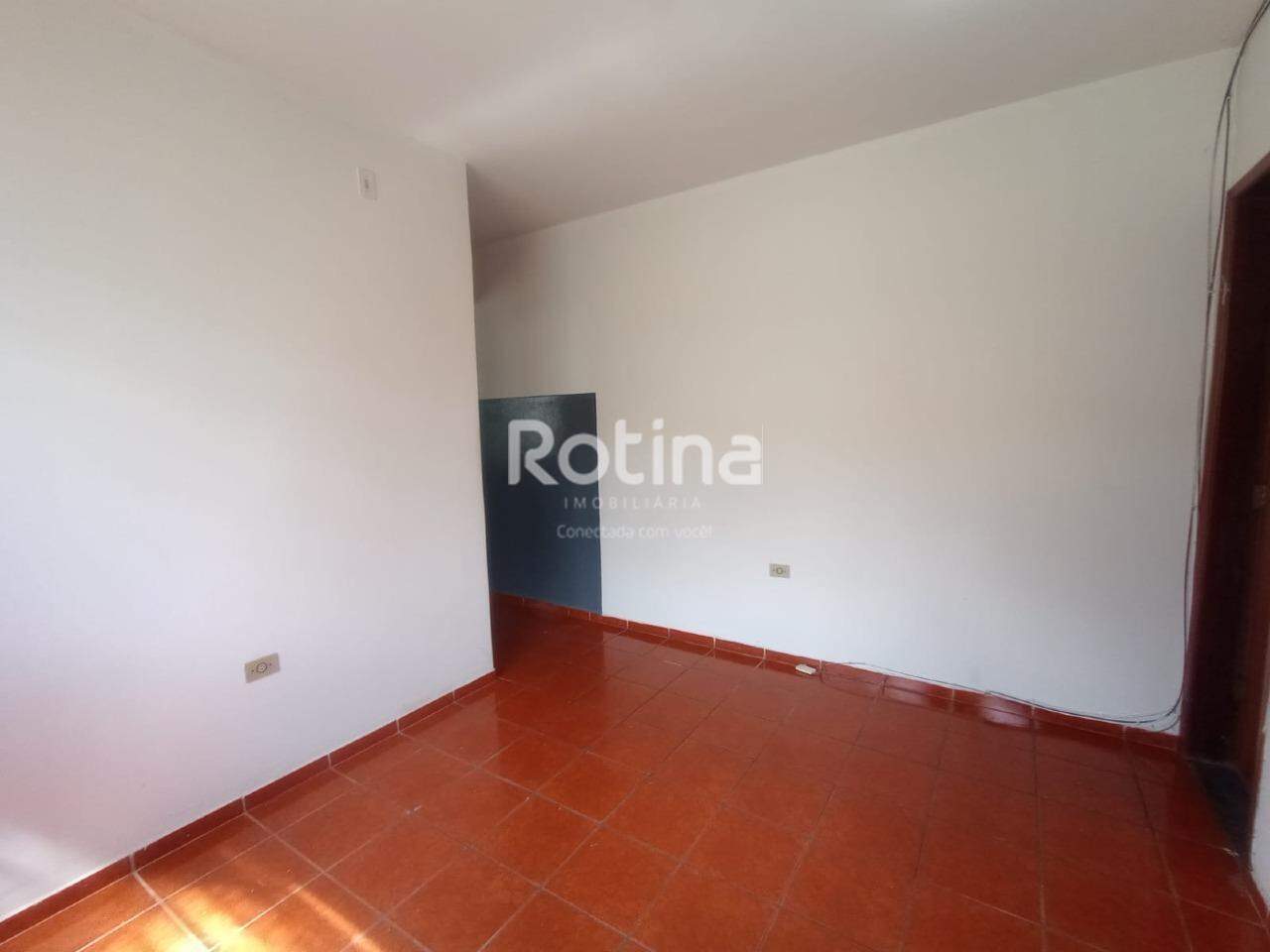 Casa para alugar, 2 quartos em Uberlândia no bairro Santa Mônica no valor de R$ 1.090,00 - Rotina Imobiliária: 