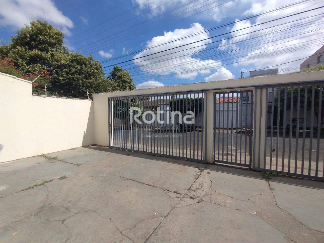 Casa para alugar, 2 quartos em Uberlândia no bairro Santa Mônica no valor de R$ 1.200,00 - Rotina Imobiliária: 