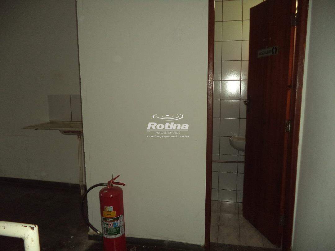 Loja para alugar, em Uberlândia no bairro Centro no valor de R$ 6.500,00 - Rotina Imobiliária: 