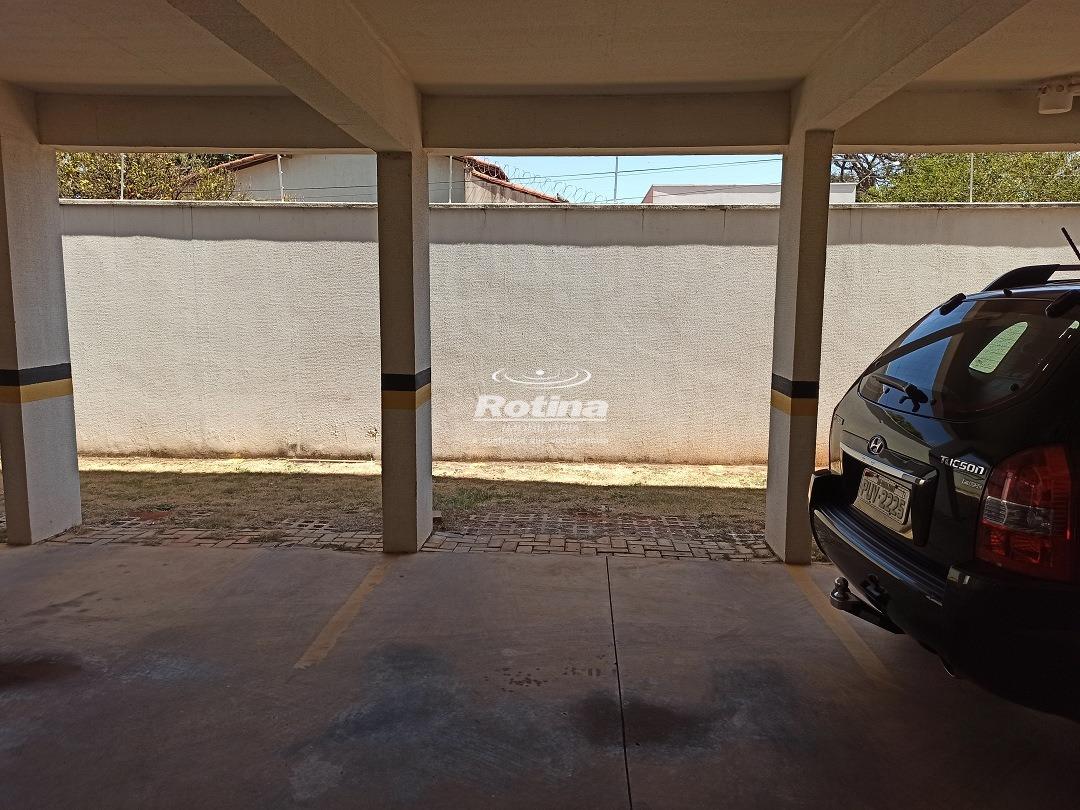 Apartamento para alugar, 3 quartos em Uberlândia no bairro Presidente Roosevelt no valor de R$ 2.800,00 - Rotina Imobiliária: 