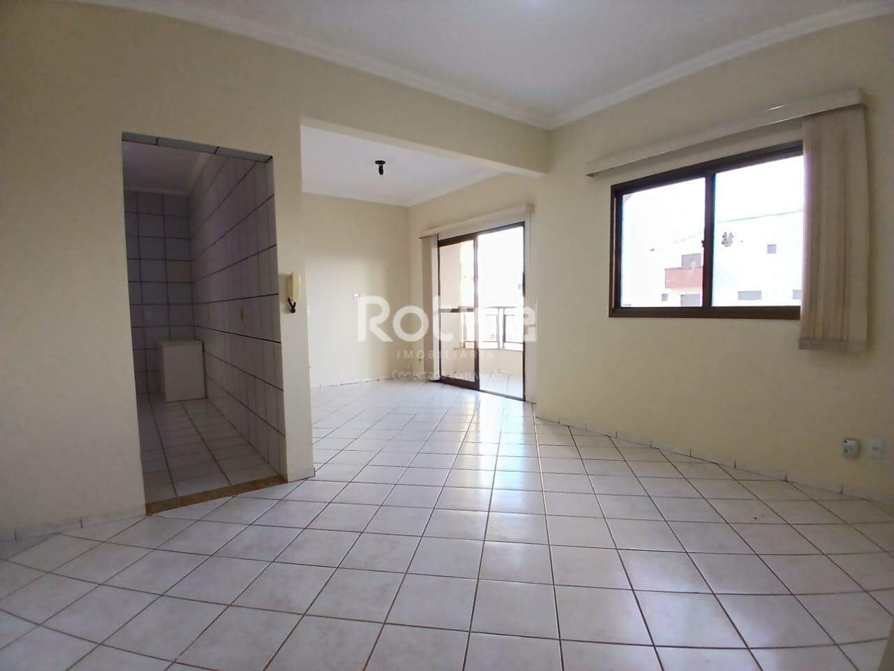 Apartamento para alugar, 3 quartos em Uberlândia no bairro Saraiva no valor de R$ 1.950,00 - Rotina Imobiliária: 