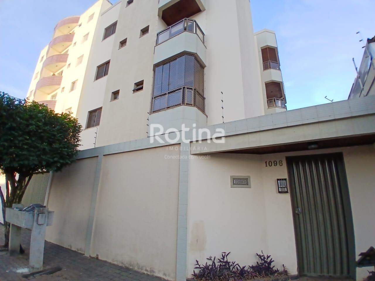 Apartamento para alugar, 3 quartos em Uberlândia no bairro Saraiva no valor de R$ 1.950,00 - Rotina Imobiliária: 