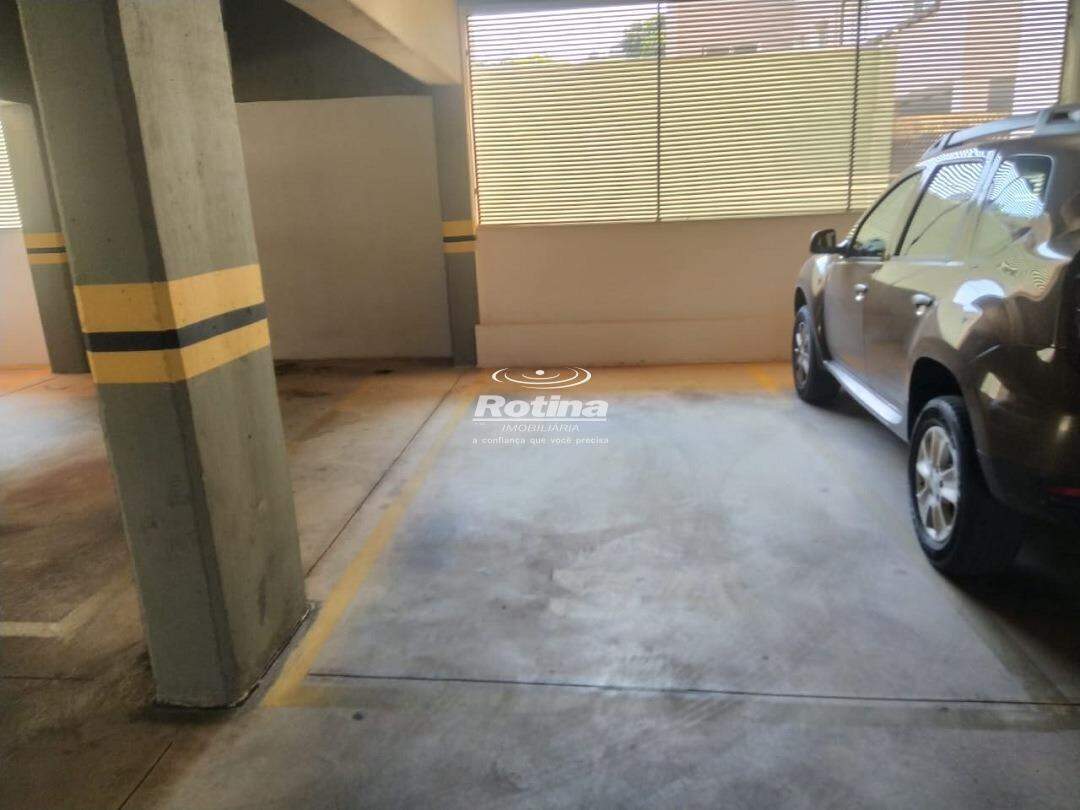 Apartamento para alugar, 2 quartos em Uberlândia no bairro Tabajaras no valor de R$ 2.400,00 - Rotina Imobiliária: 