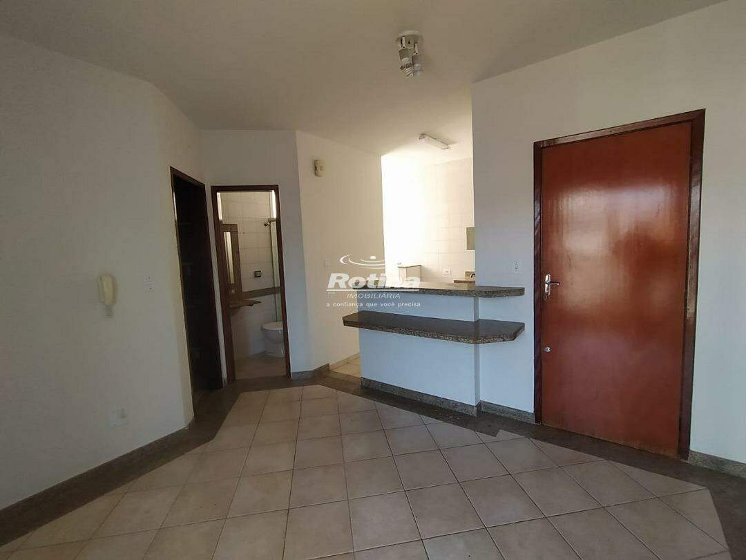 Apartamento para alugar, 1 quarto em Uberlândia no bairro Morada da Colina no valor de R$ 1.200,00 - Rotina Imobiliária: 